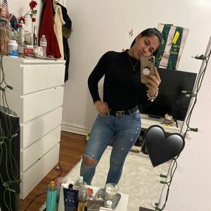 Meet your Posher, Awilda C